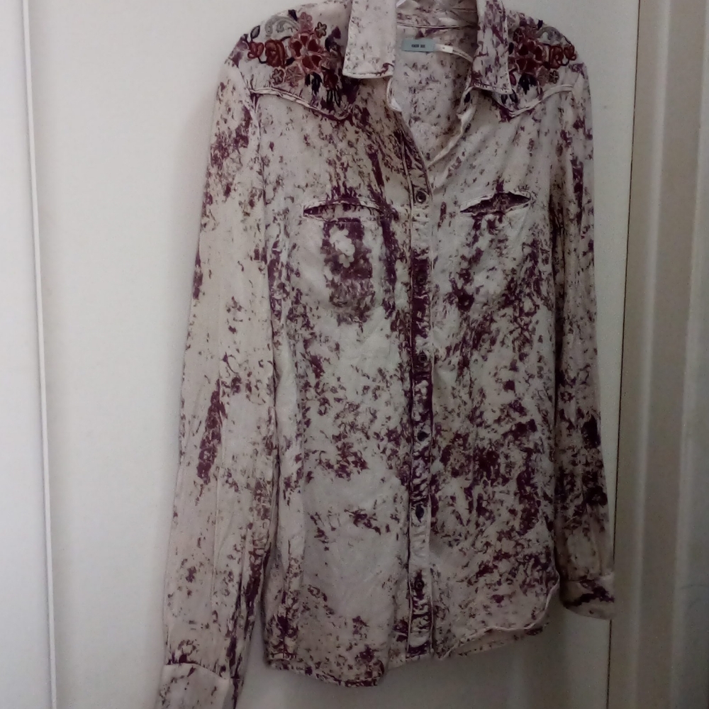 4/$30 Kimchi Blue Shirt tie dye/embroidery western